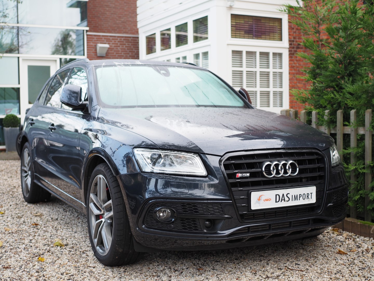 Importauto: Audi SQ5 3.0 TDI quattro 9/2015